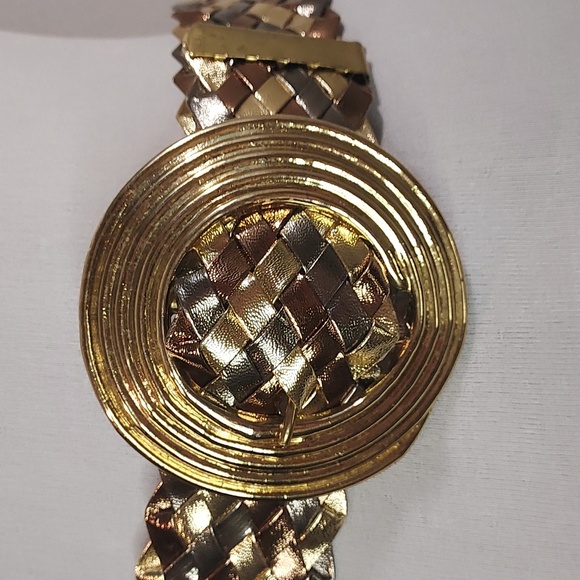 Vintage Gold Bronze Pewter Woven Belt Gold Toned Unique Circular Pivot Buckle - Picture 3 of 14
